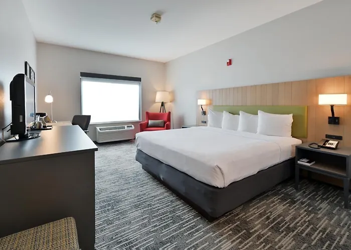 Country & By Radisson, Bloomington-normal Airport, Il Bloomington