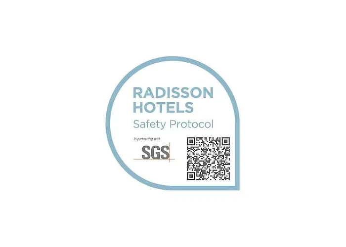 Country & By Radisson, Bloomington-normal Airport, Il 4*