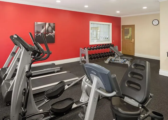 Country & By Radisson, Bloomington-normal Airport, Il Hotel 4*