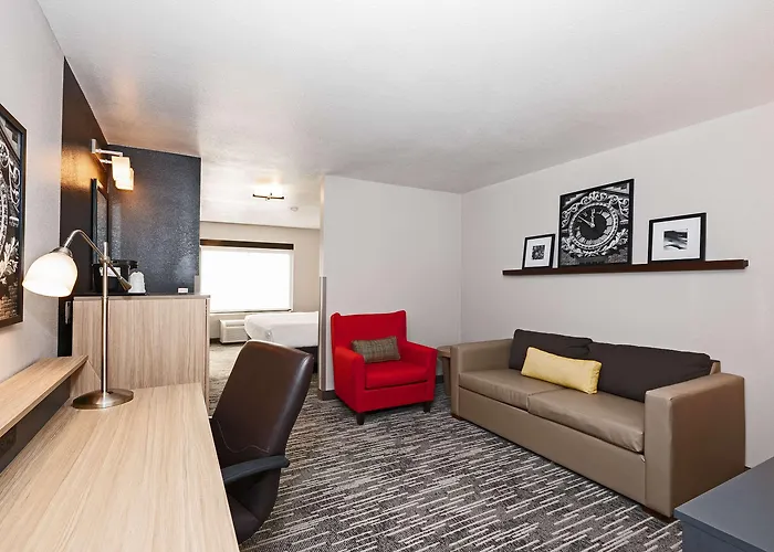 Hotel Country & By Radisson, Bloomington-normal Airport, Il Bloomington
