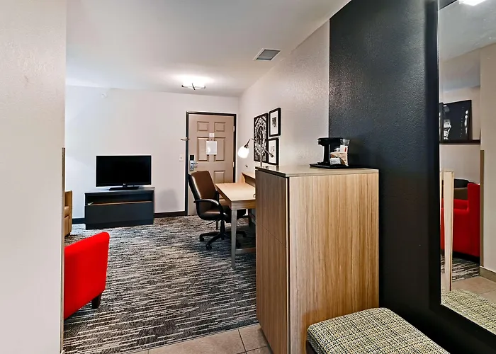 Country & By Radisson, Bloomington-normal Airport, Il Hotel 4*