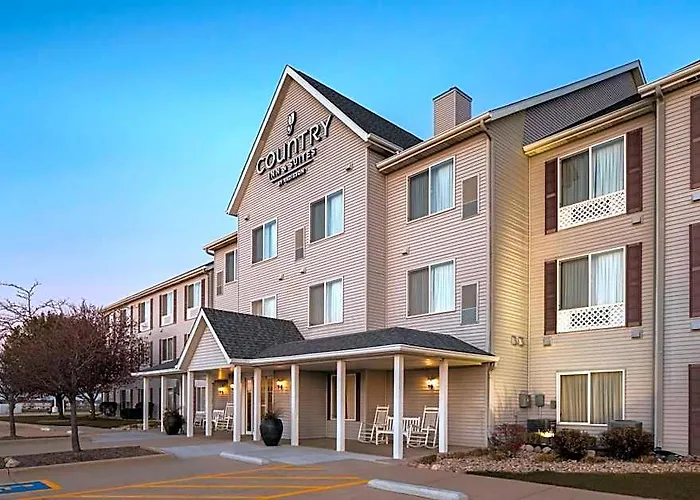 Hotel Country & By Radisson, Bloomington-normal Airport, Il Bloomington