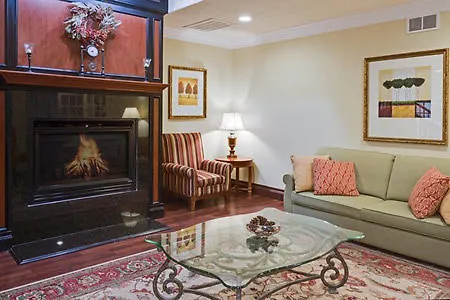 Hotel Country & By Radisson, Bloomington-normal Airport, Il Bloomington
